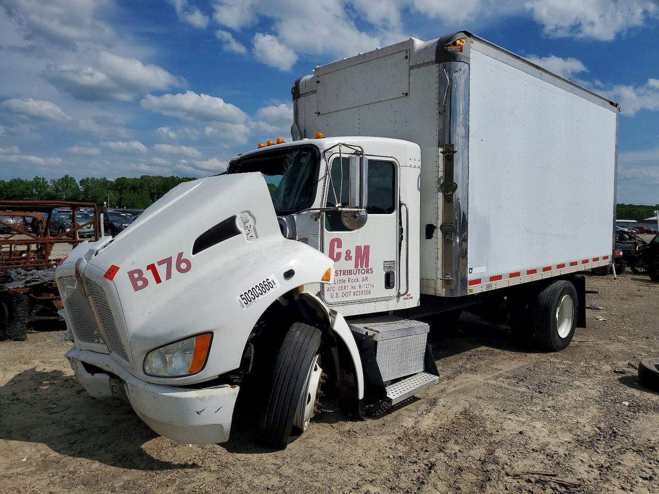 2017 KENWORTH All other VIN 2NKHHM6XXHM156423 photo 2