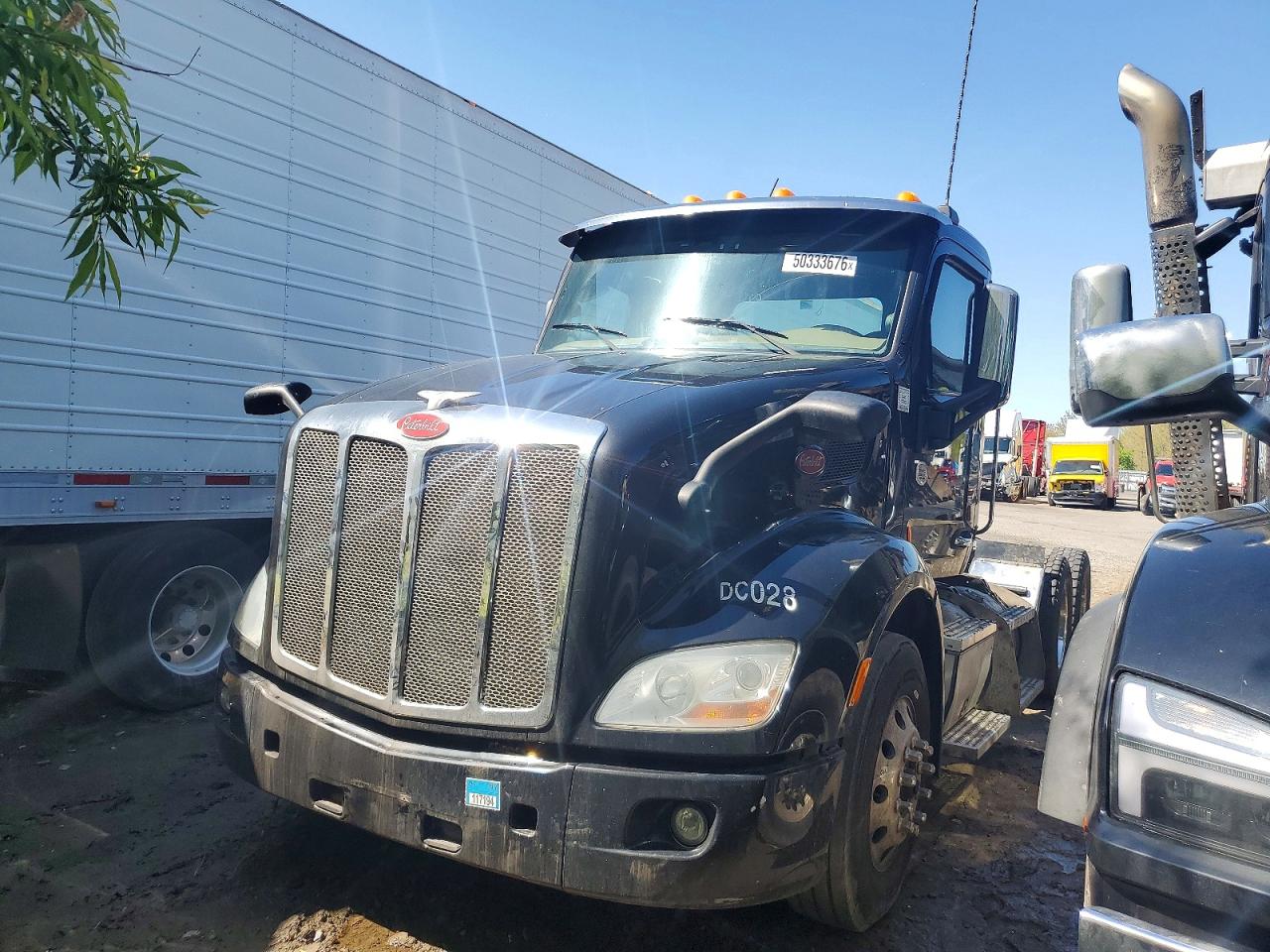 2017 PETERBILT All other VIN 1XPBDP9X8HD450746 photo 2