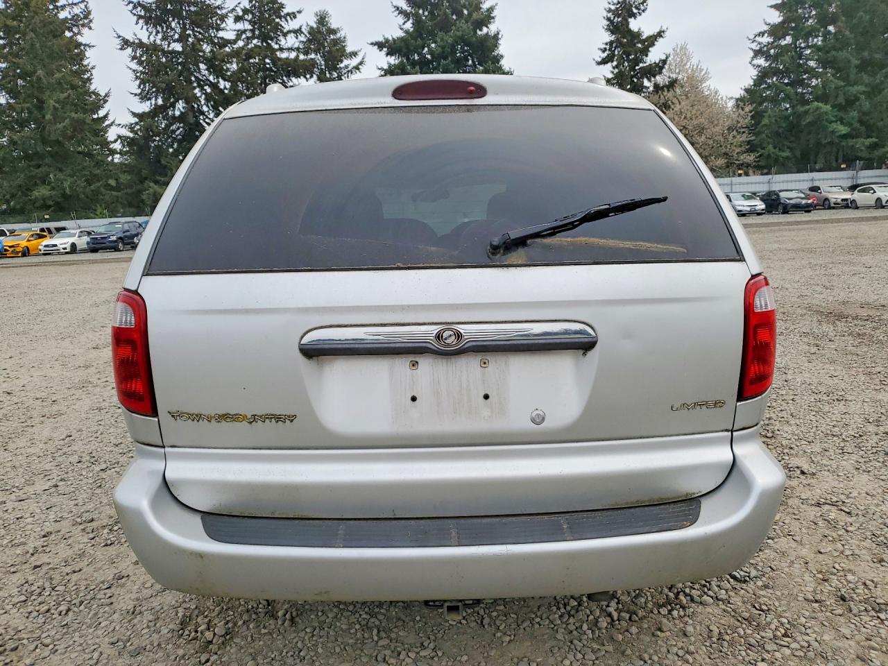 2001 Chrysler Minivan VIN 2C8GP64L11R339616 photo 6