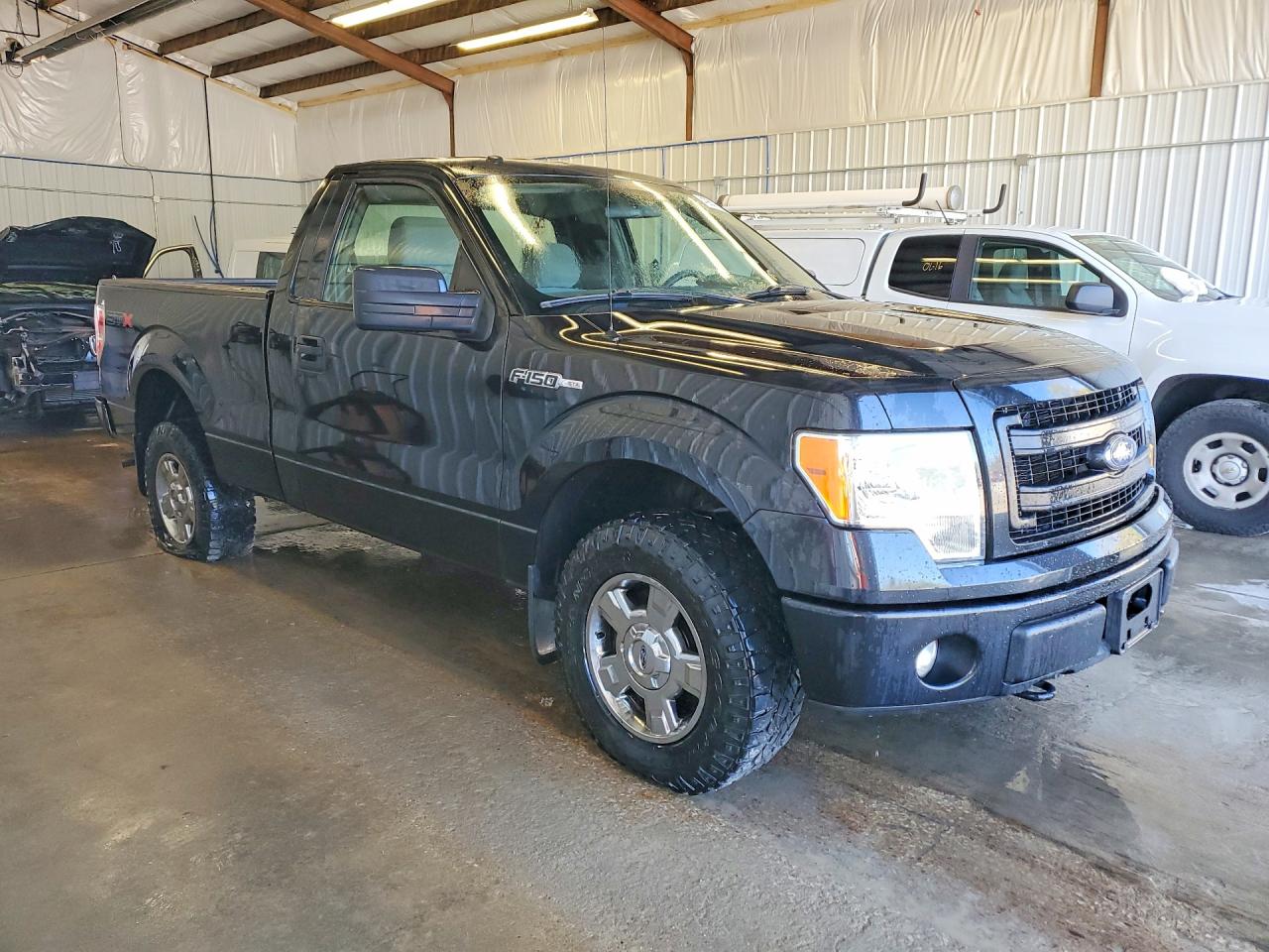 2013 Ford F150 VIN 1FTMF1EF3DFC63413 photo 4