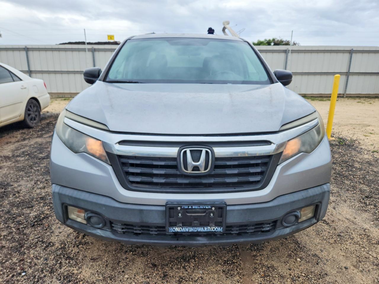 2019 Honda Ridgeline VIN 5FPYK2F29KB006117 photo 5