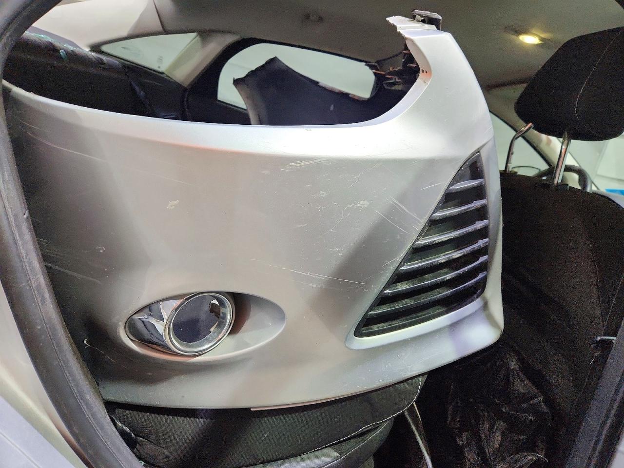 2012 Ford Focus VIN 1FAHP3F26CL299351 photo 10