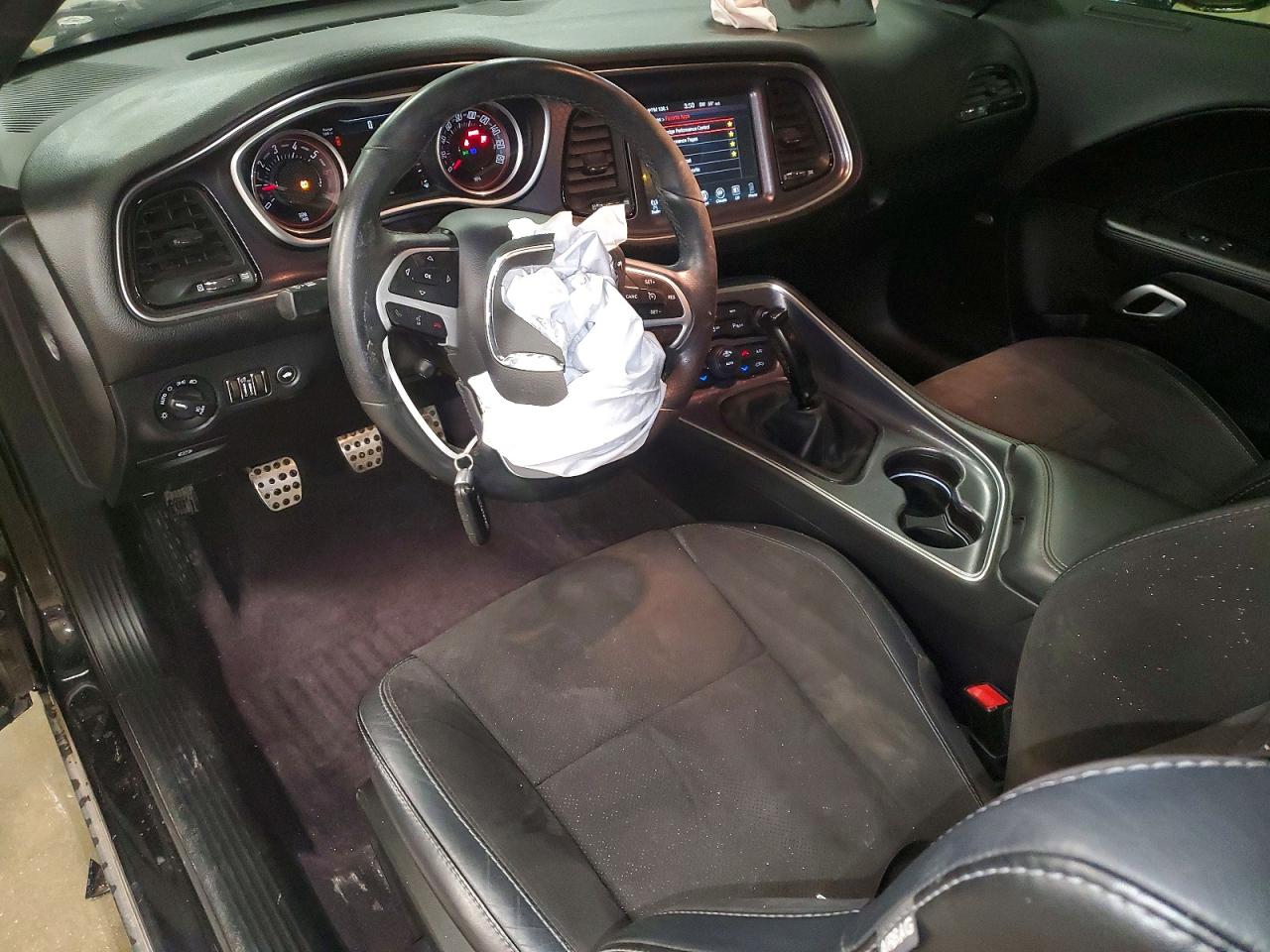 2016 Dodge Challenger VIN 2C3CDZFJ9GH271476 photo 8