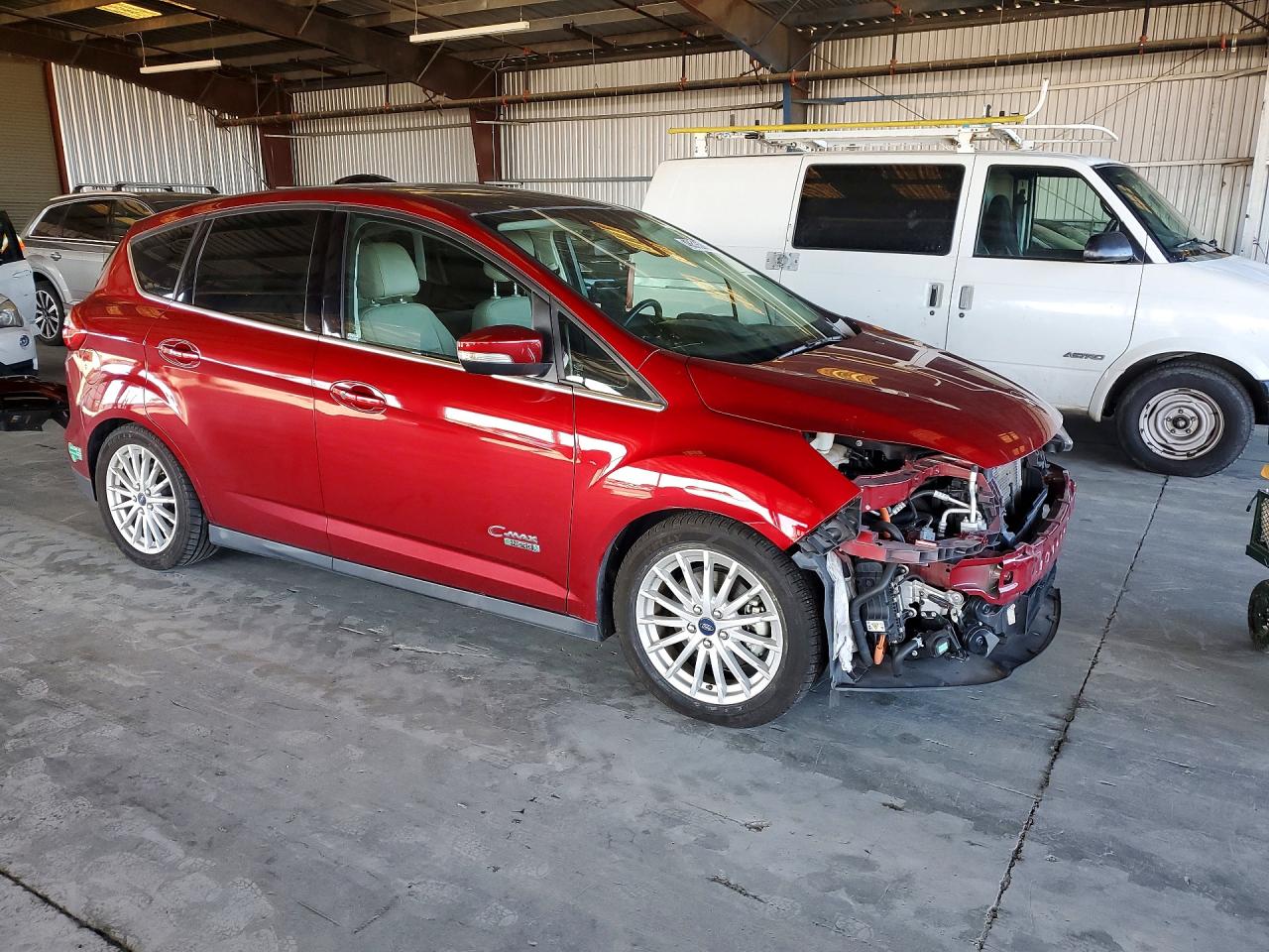 2015 Ford Cmax VIN 1FADP5CU6FL109682 photo 4