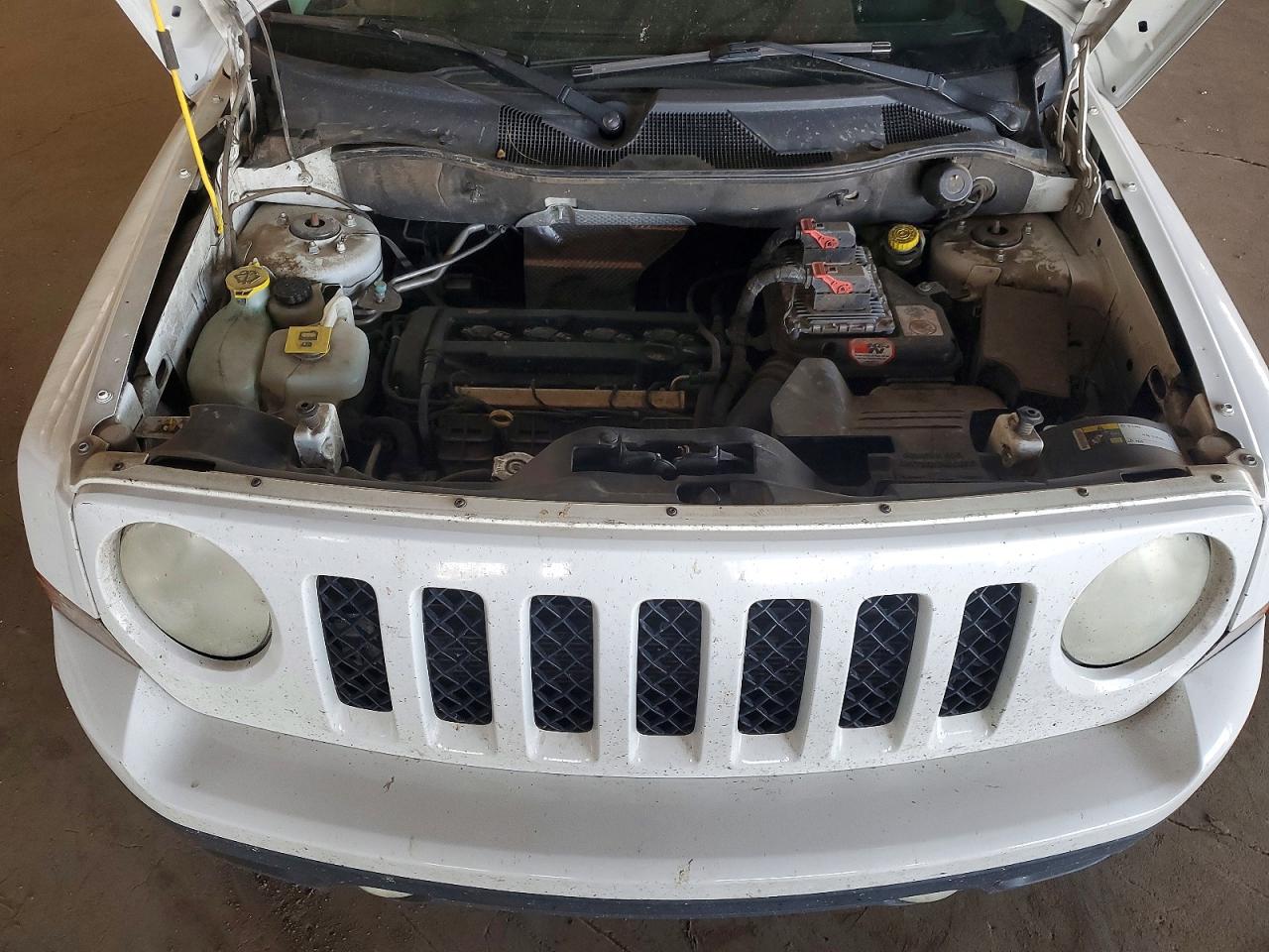 2014 Jeep Patriot VIN 1C4NJPBA5ED640738 photo 11