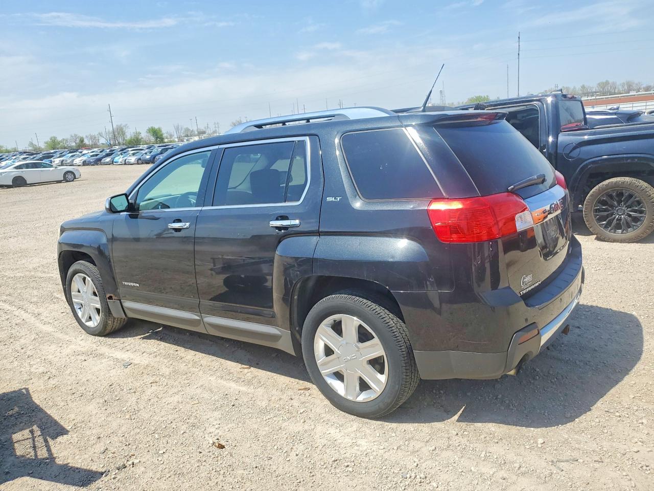 2010 GMC Terrain VIN 2CTFLJEY8A6358210 photo 2