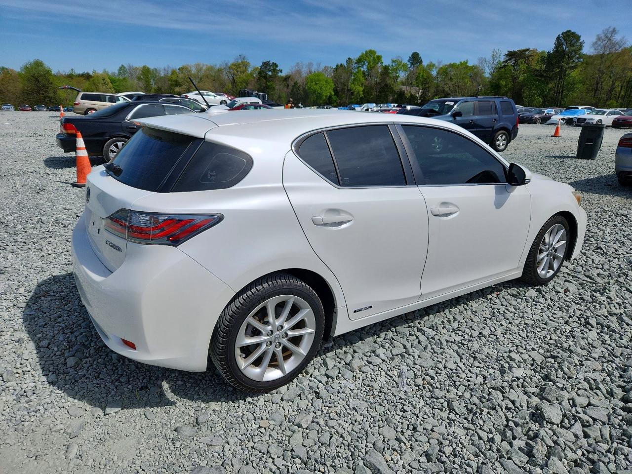 2012 Lexus Ct 200 VIN JTHKD5BH3C2120962 photo 3