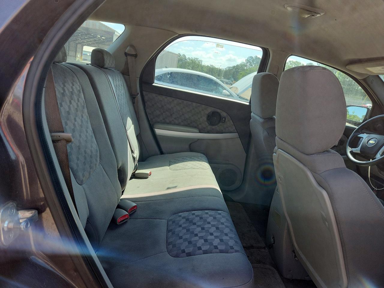2008 Chevrolet Equinox VIN 2CNDL23F486071575 photo 11