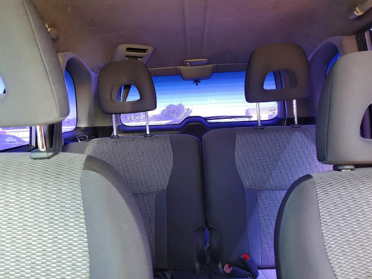 2004 Toyota Rav4 VIN JTEGD20VX40005802 photo 10