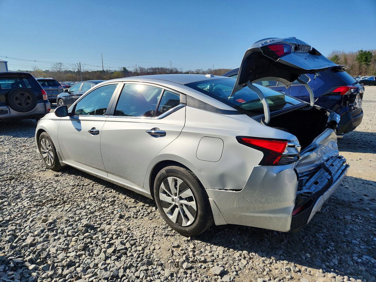 2019 NISS Altima VIN 1N4BL4BV5KC253953 photo 2