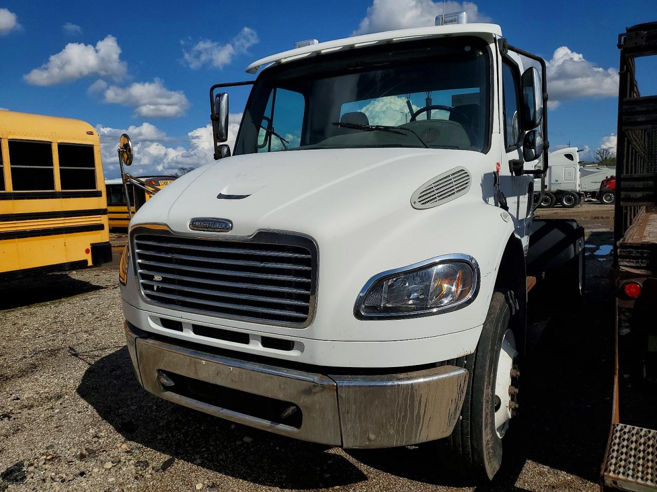 2009 FREIGHTLINER All other VIN 1FUBCXBS39HAC5844 photo 2