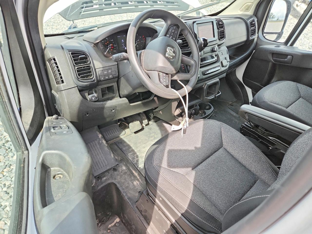 2024 Ram Promaster VIN 3C6LRVDG8RE111933 photo 8