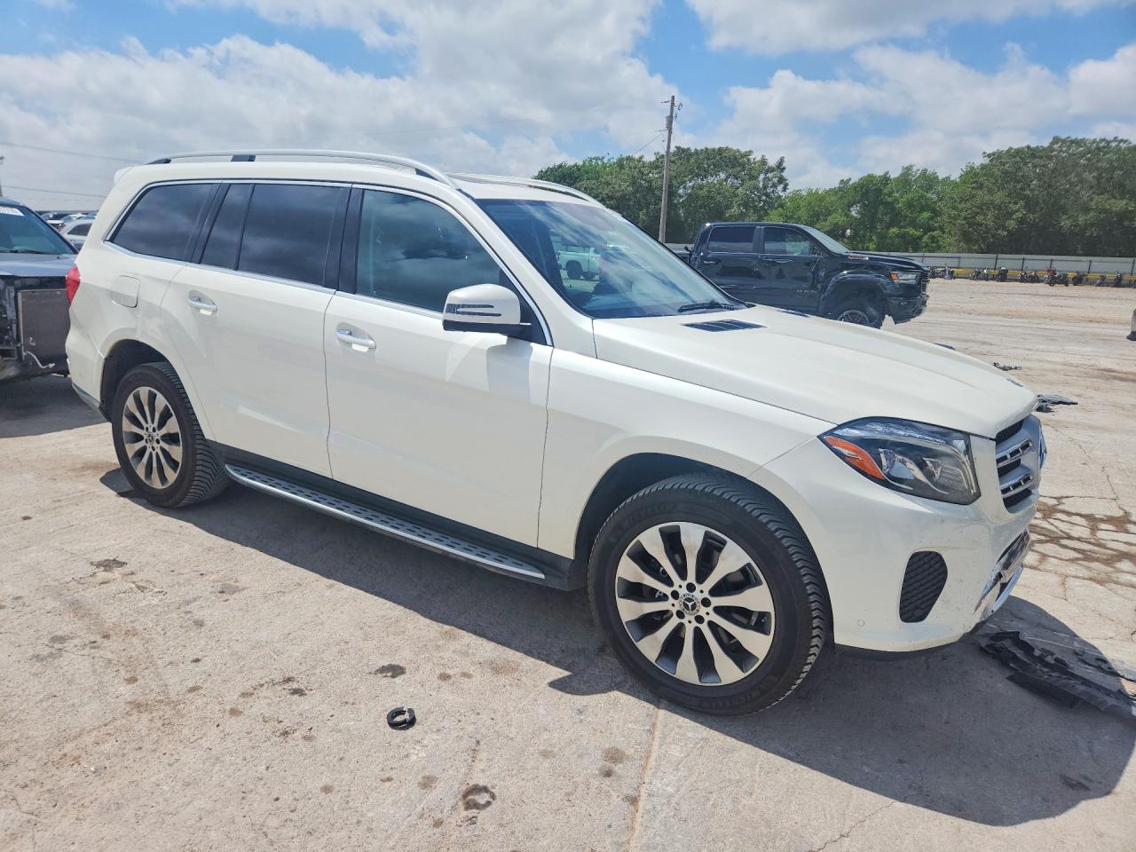 2018 Mercedes-Benz Gls-class VIN 4JGDF6EE0JB074835 photo 4