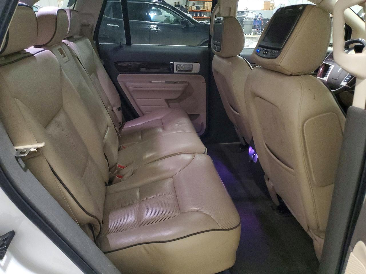 2010 LINCOLN Mkx VIN 2LMDJ8JC7ABJ04930 photo 11