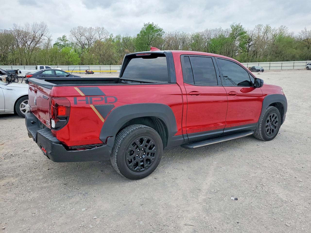 2021 Honda Ridgeline VIN 5FPYK3F1XMB015876 photo 3