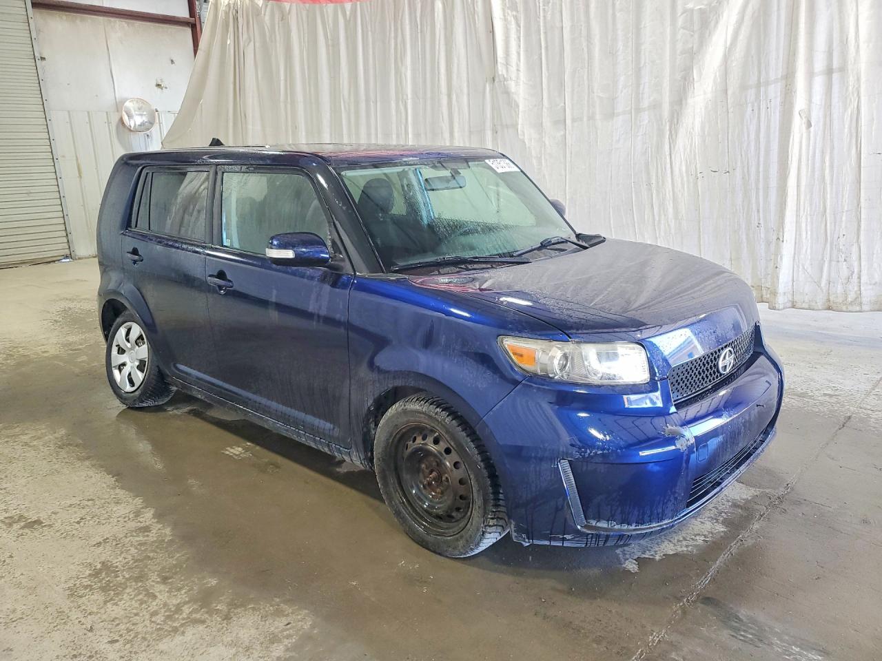 2008 TOYOTA Scion VIN JTLKE50E281032378 photo 4