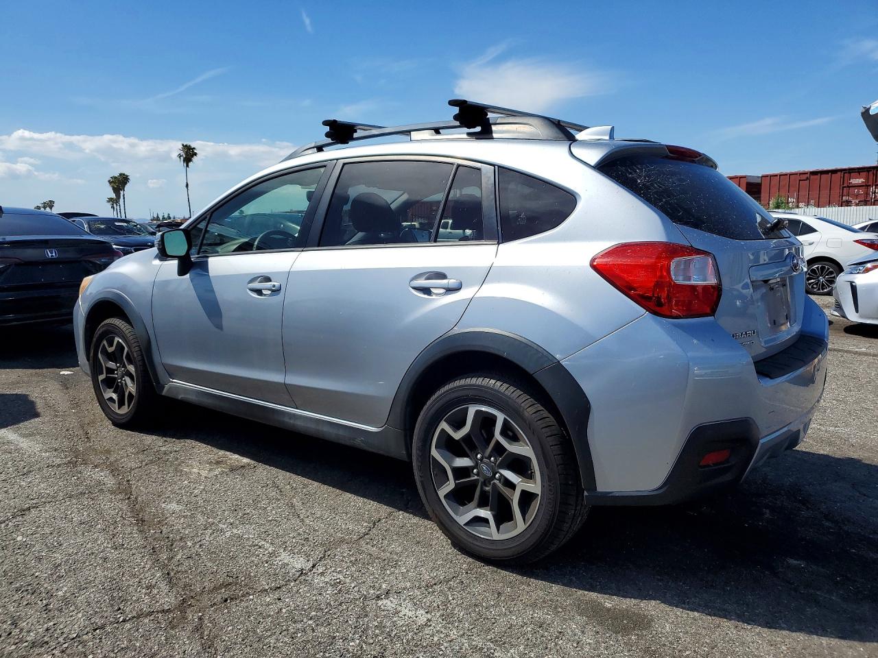 2017 SUBARU Crosstrek VIN JF2GPAKC9H8223126 photo 2