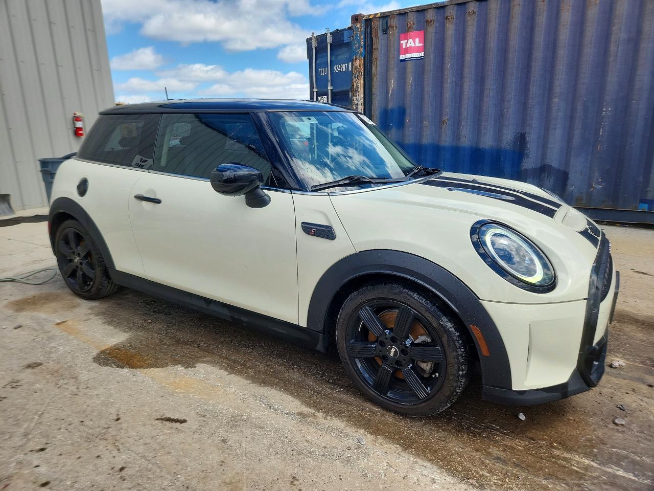 2022 Mini Cooper VIN WMW53DH07N2R60286 photo 4