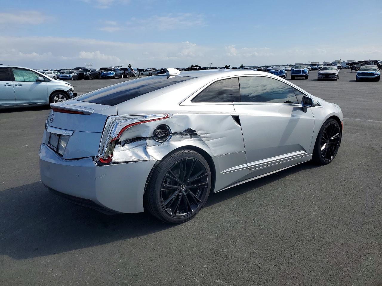 2014 Cadillac Elr VIN 1G6RR1E46EU601222 photo 3