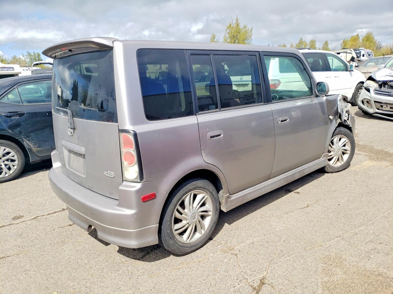 2006 Scion Xb VIN JTLKT324364064413 photo 3