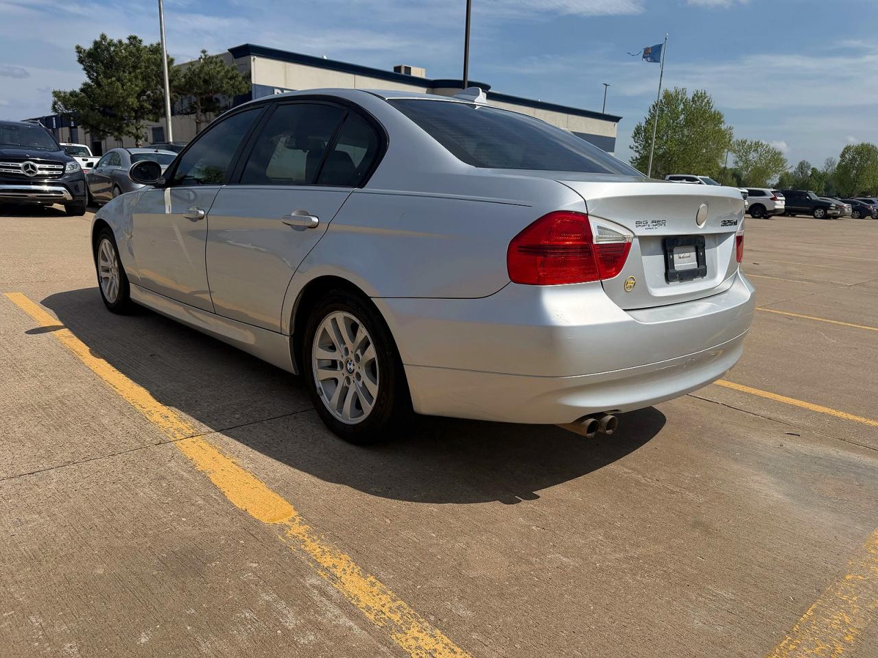 2006 BMW 3 series VIN WBAVD13516KV11749 photo 3