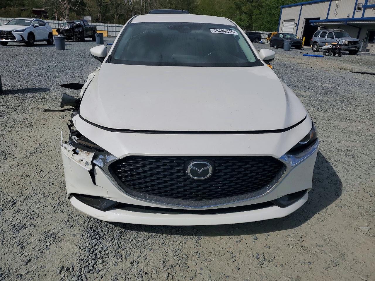 2019 3 VIN JM1BPBAM2K1131395 photo 5