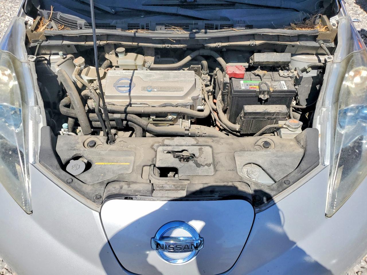 2012 Nissan Leaf VIN JN1AZ0CP0CT022685 photo 11