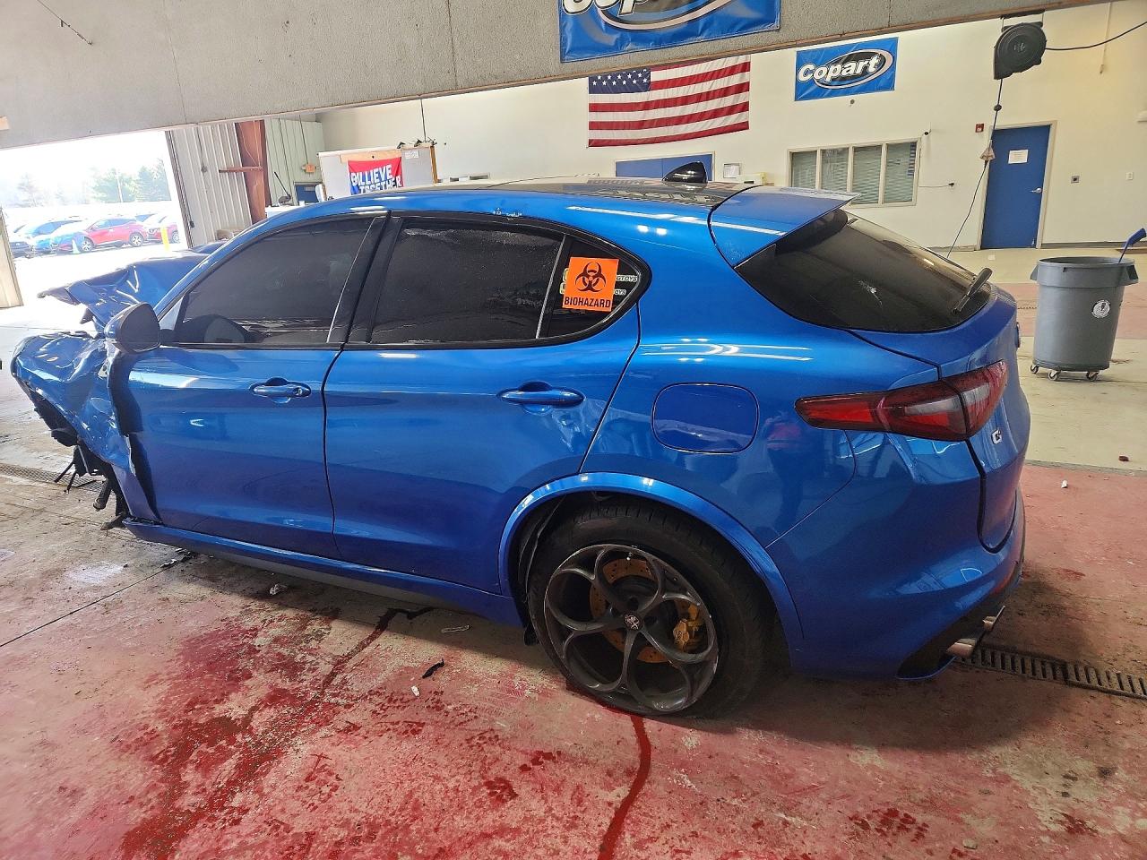 2019 Alfa Stelvio VIN ZASPAKEV7K7C32026 photo 2