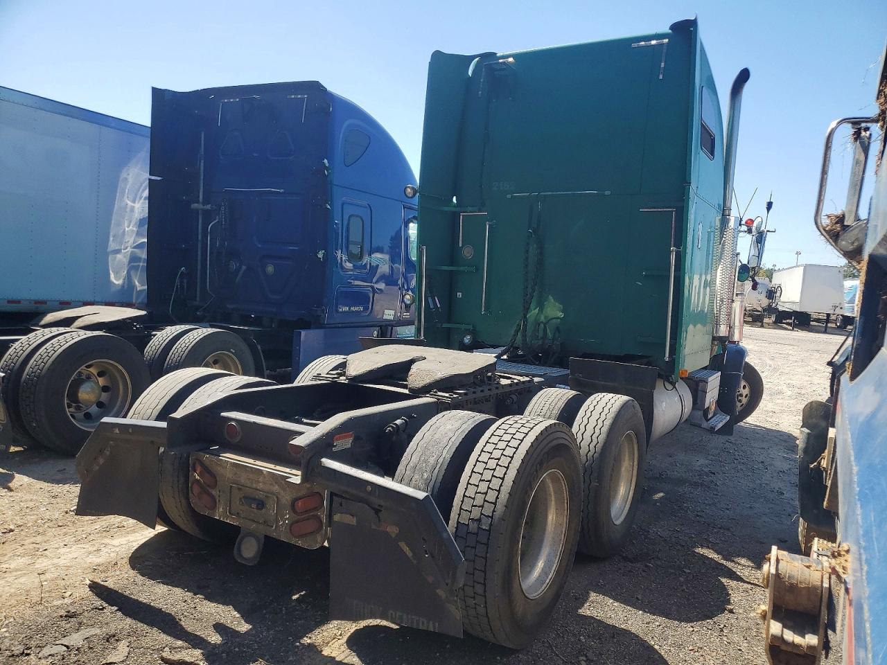 2001 FREIGHTLINER All other VIN 1FUJAHCG61LJ00931 photo 4