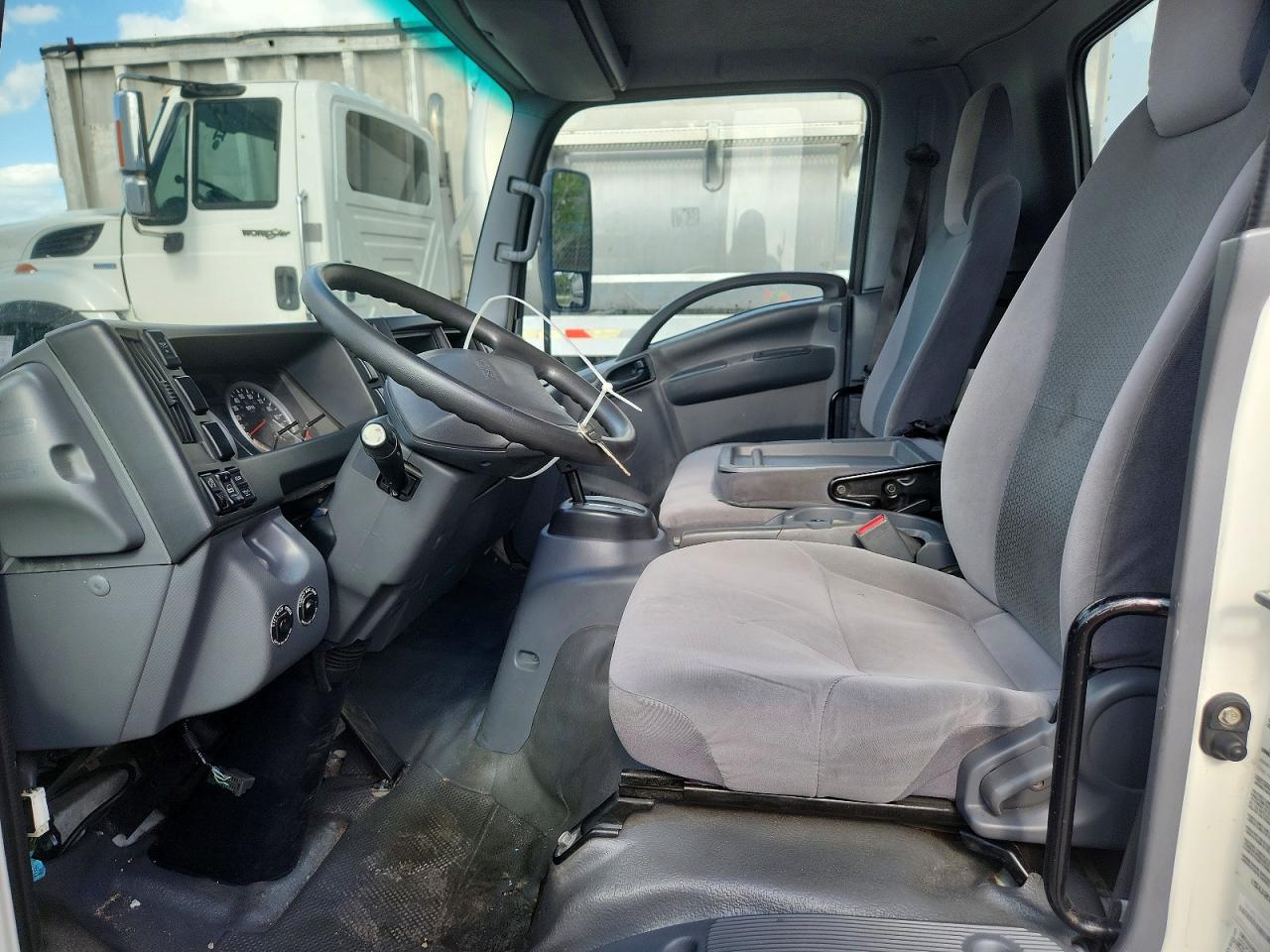 2019 ISUZU Npr VIN JALC4W161K7010715 photo 5