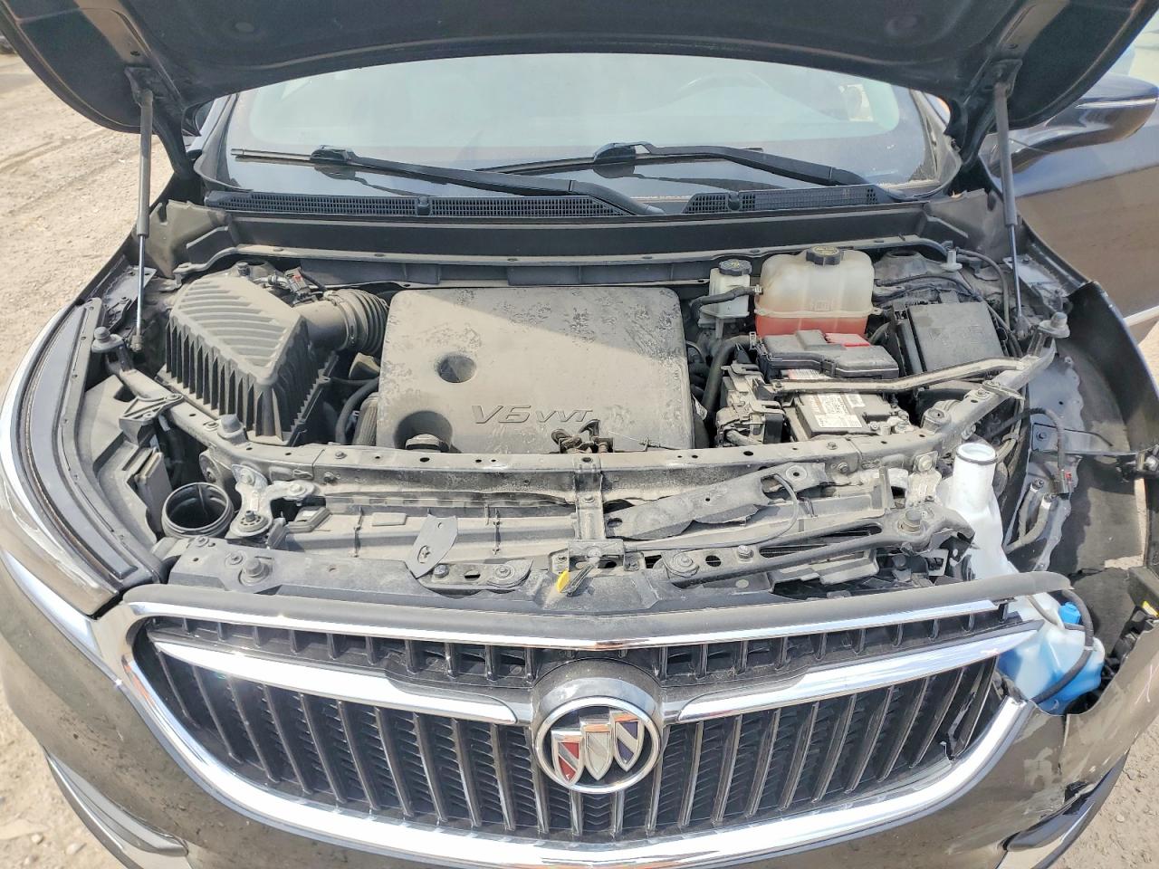 2018 Buick Enclave VIN 5GAERBKW6JJ208518 photo 12