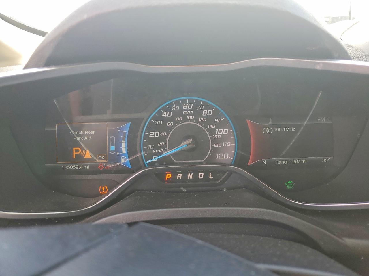 2016 Ford Cmax VIN 1FADP5BU7GL110939 photo 9