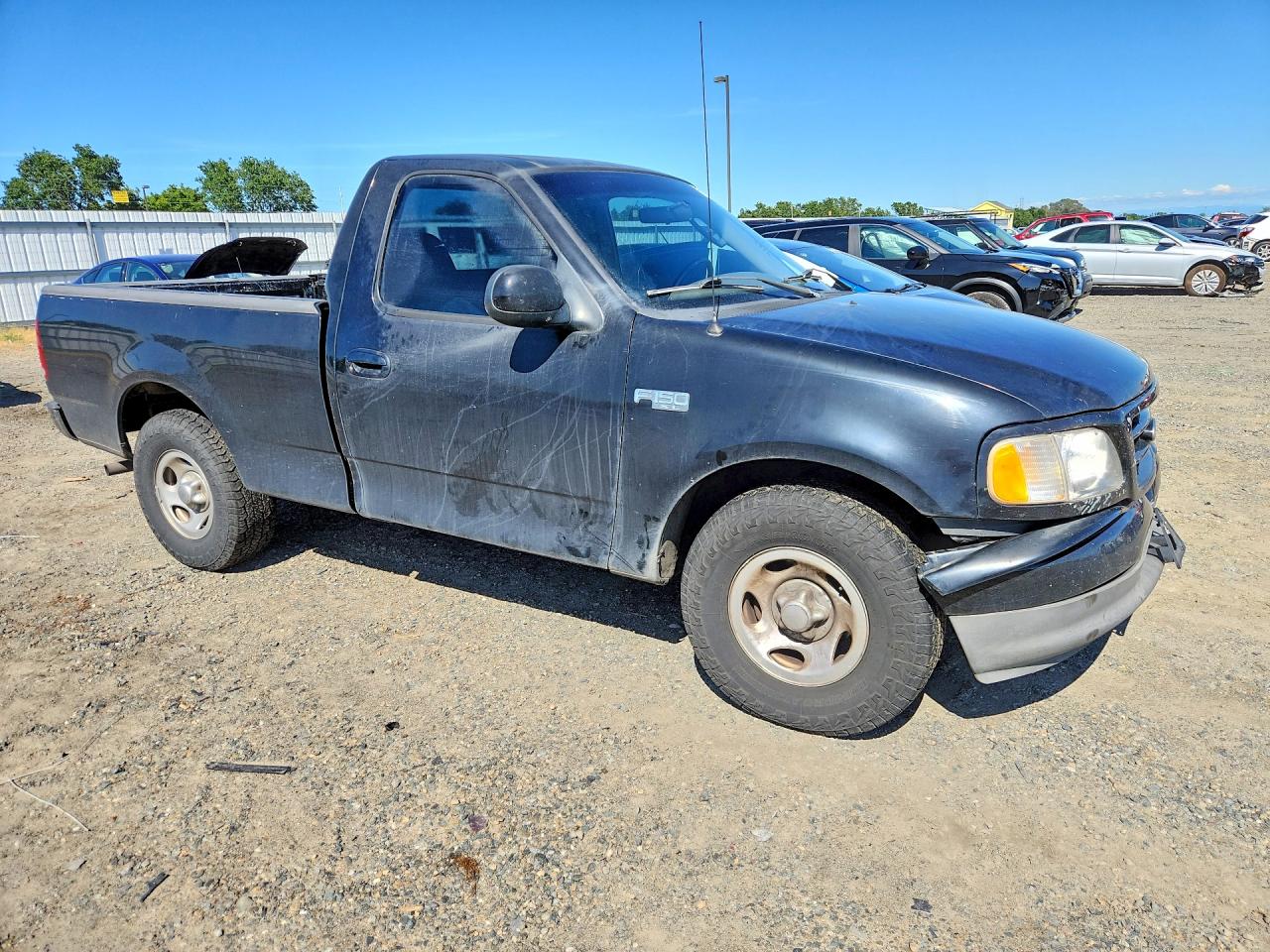 2003 Ford F150 VIN 1FTRF172X3NB66343 photo 4