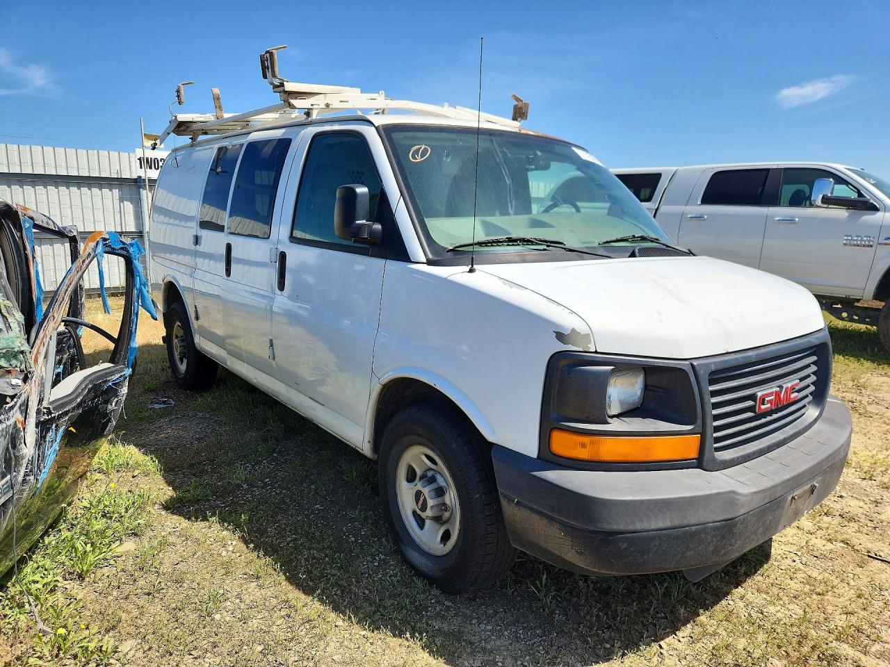 2008 GMC Savana VIN 1GTGG25CX81182384 photo 4
