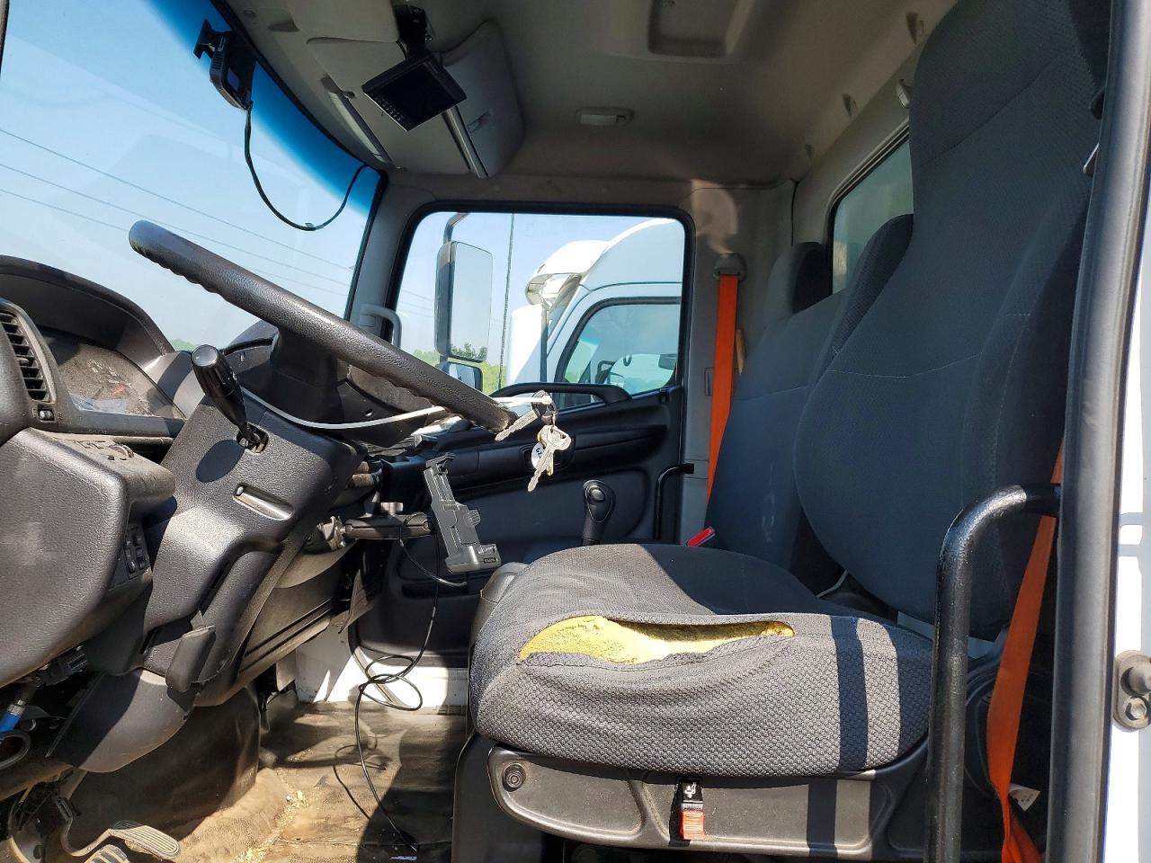 2017 HINO All other VIN 5PVNE8JV9H4S56223 photo 7