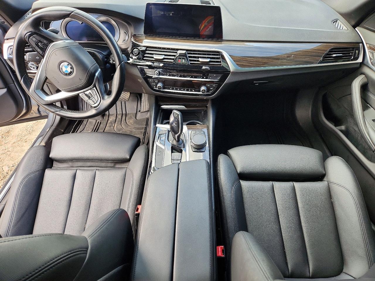 2019 BMW 5 series VIN WBAJA9C57KB388474 photo 8