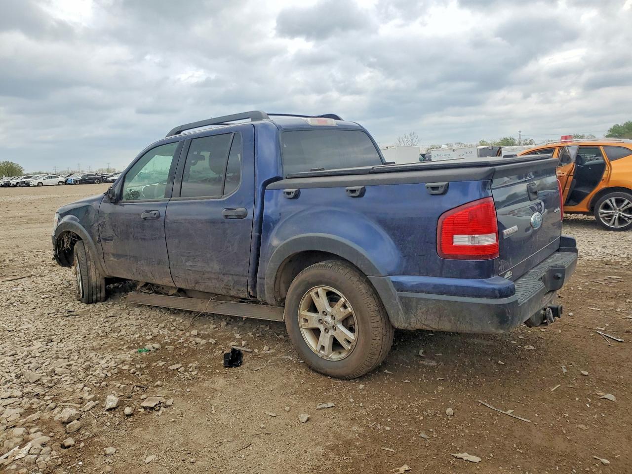 2007 FORD Explorer VIN 1FMEU51K67UA14796 photo 2