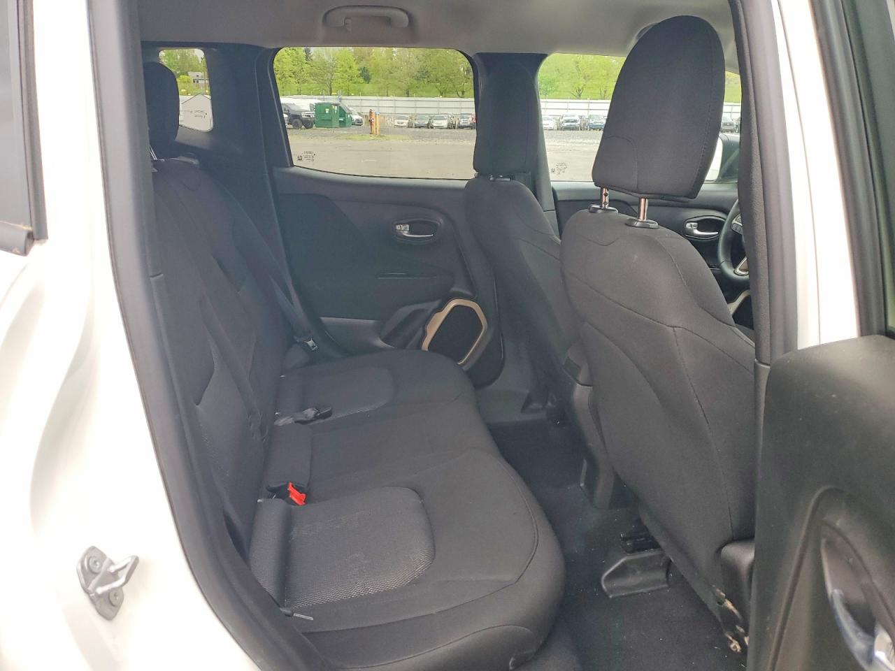 2017 Jeep Renegade VIN ZACCJBAB1HPF06738 photo 10