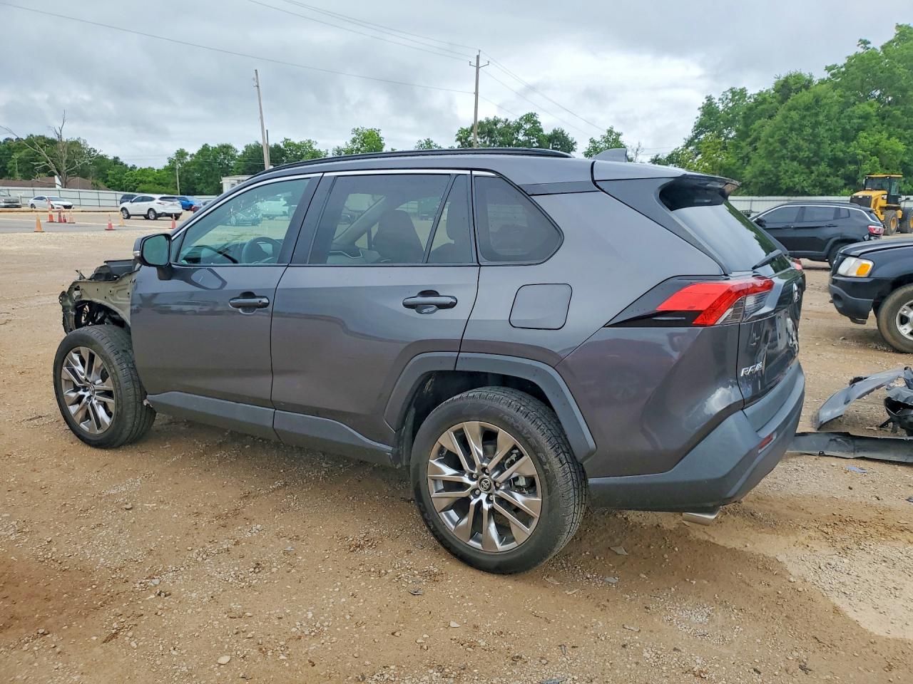 2020 Toyota Rav4 VIN 2T3C1RFV5LW064536 photo 2