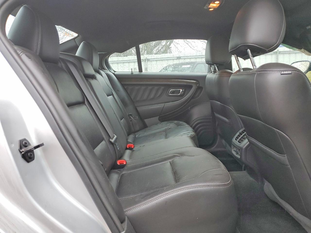 2017 Ford Taurus VIN 1FAHP2J83HG115876 photo 10