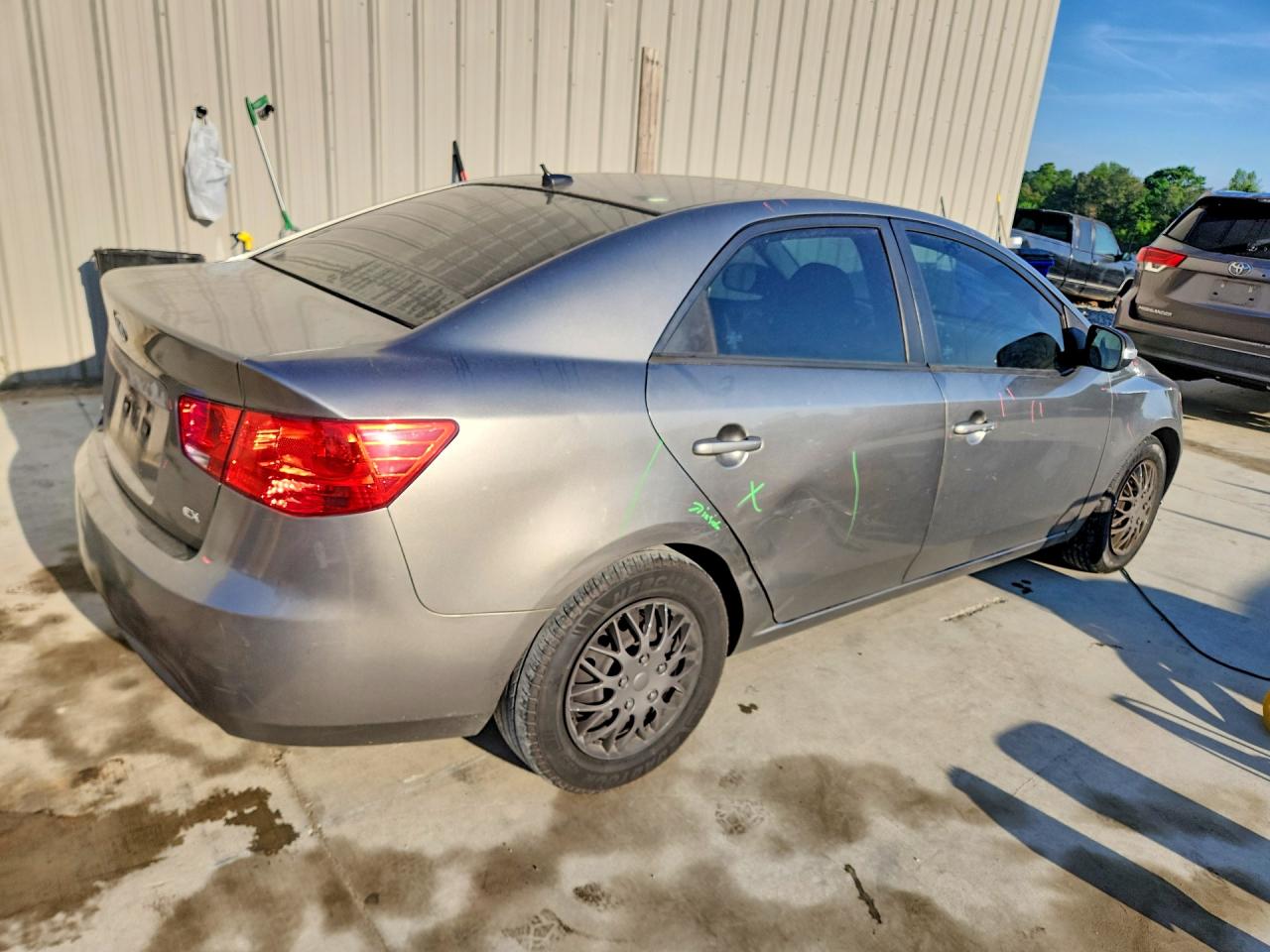 2011 KIA Forte VIN KNAFU4A2XB5358425 photo 3