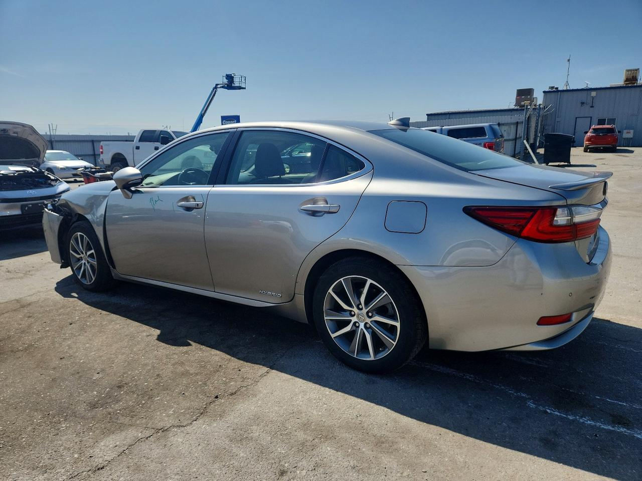 2016 Lexus Es300 VIN JTHBW1GG9G2131876 photo 2