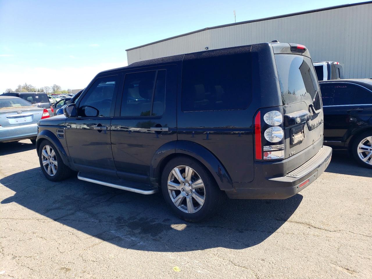 2016 Land Lr4 VIN SALAG2V60GA802604 photo 2