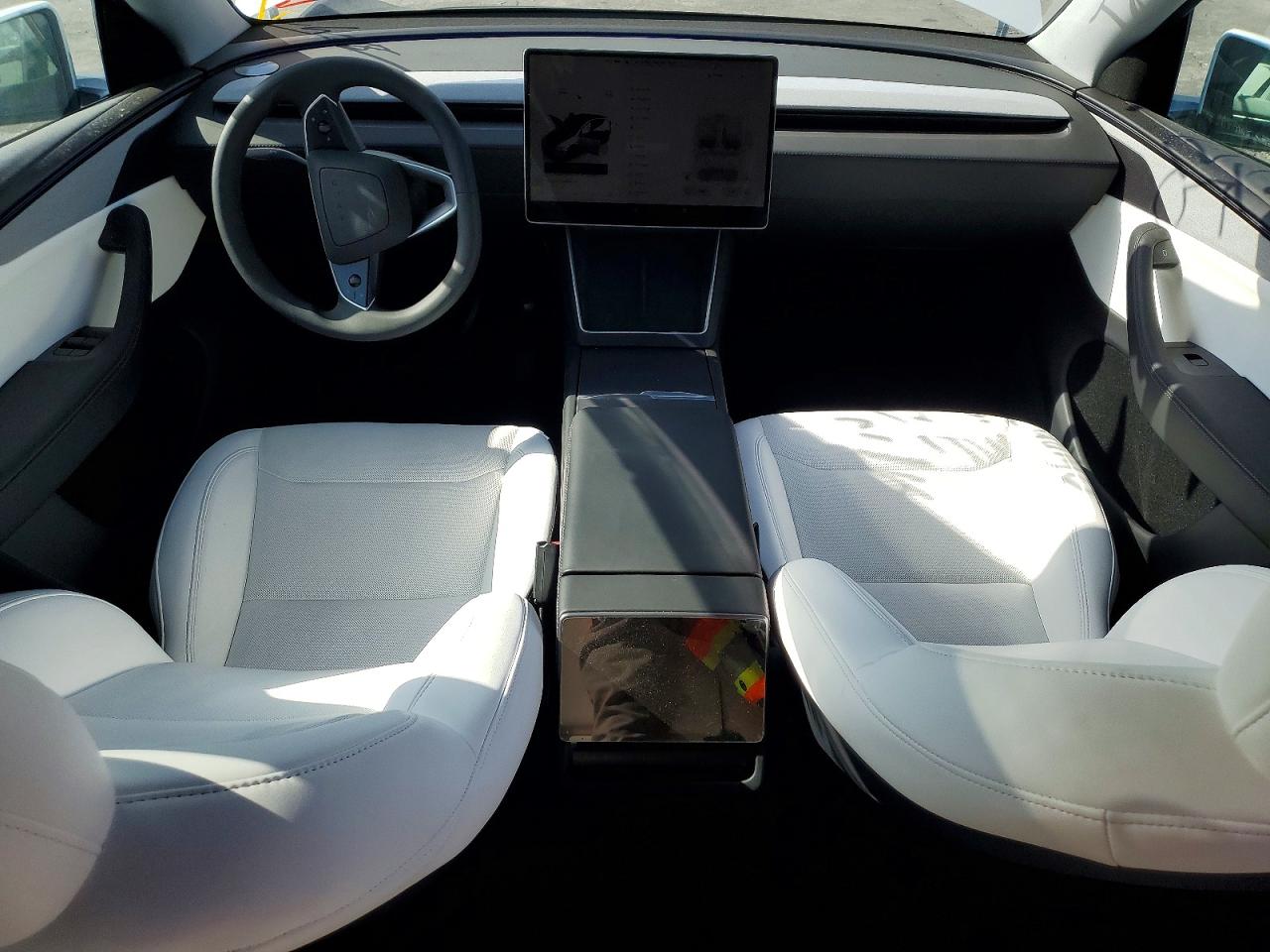 2026 Tesla Model y VIN 7SAYGDED7TF528287 photo 8