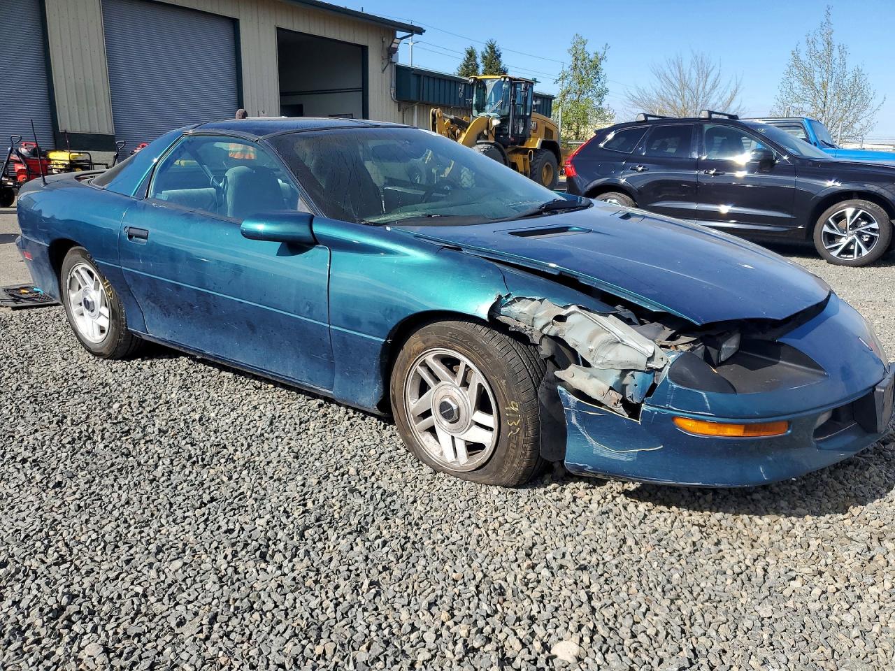 1997 Chevrolet Camaro bas VIN 2G1FP22KXV2122590 photo 4