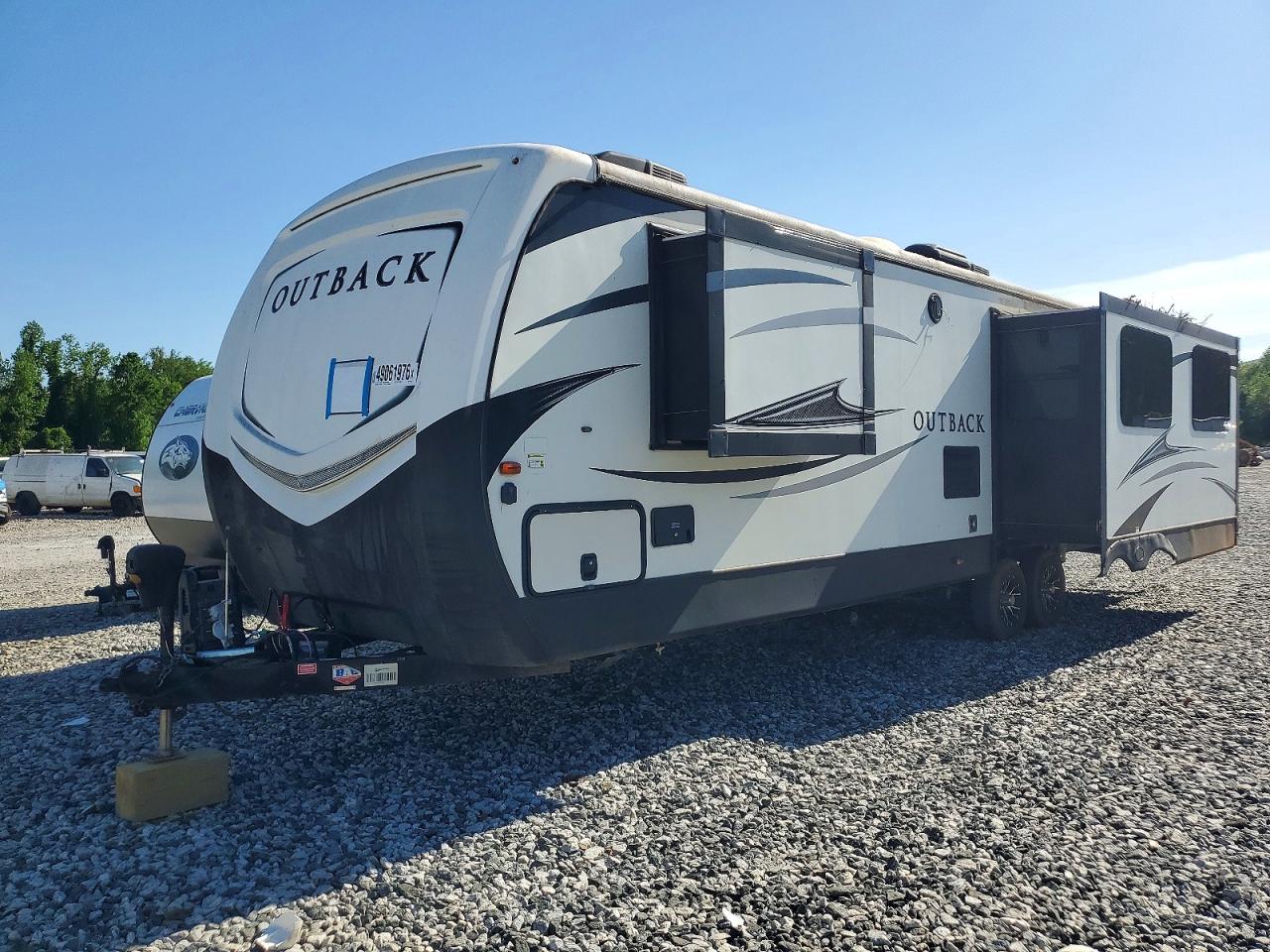 2018 DUTCHMAN Outback VIN 4YDT29829JB452145 photo 2
