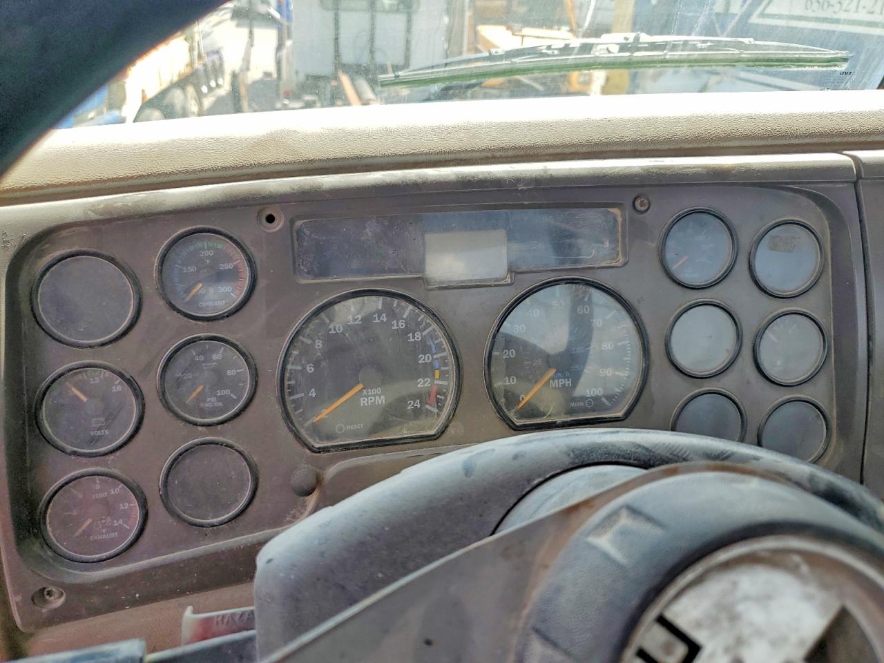2005 MACK All other VIN 1M2AG11C75M033314 photo 8