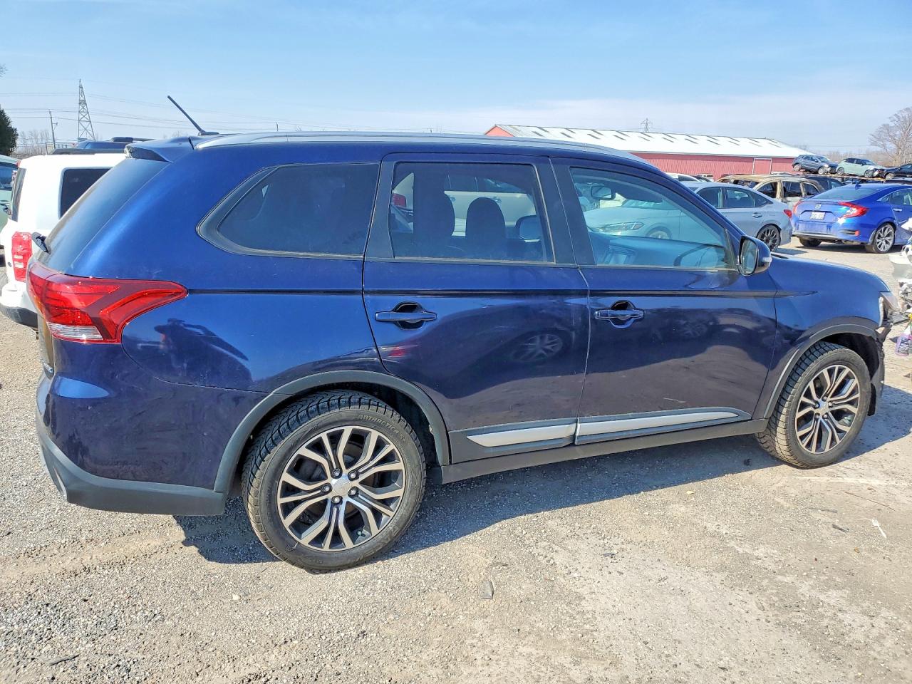 2016 Mitsubishi Outlander VIN JA4AZ2A35GZ603623 photo 3
