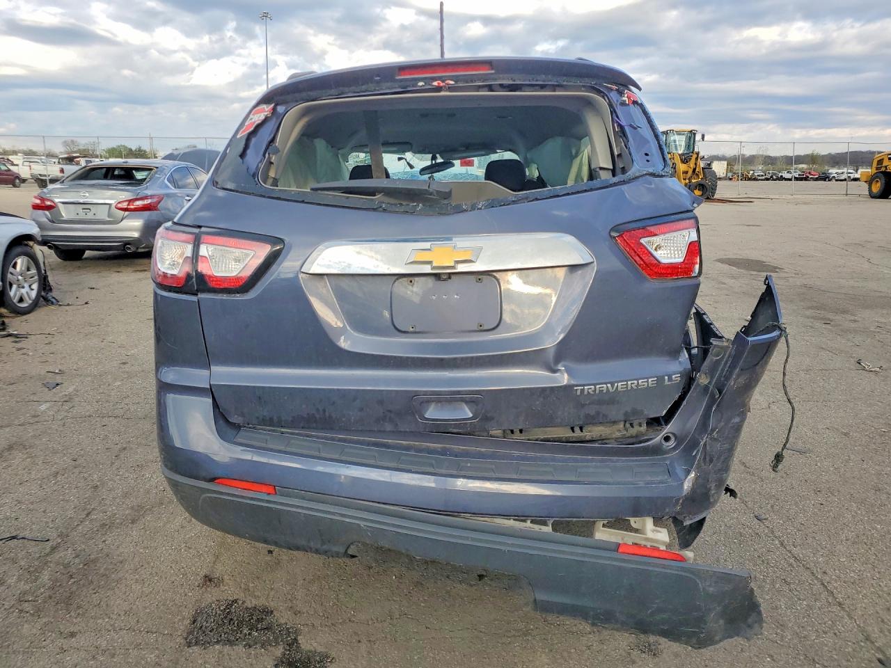 2013 Chev Traverse VIN 1GNKRFEDXDJ163954 photo 6