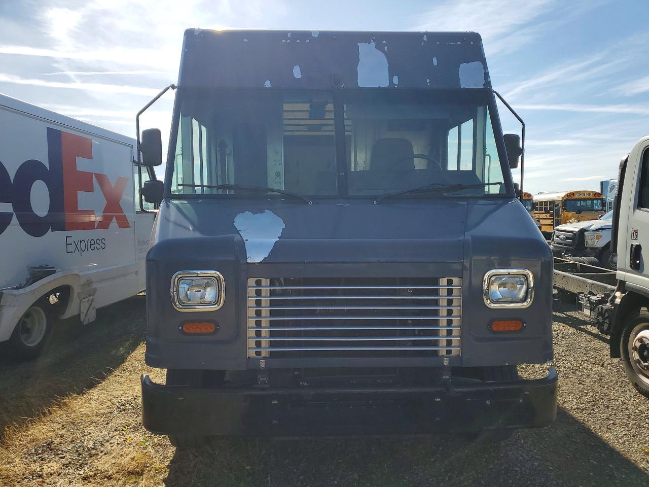 2021 FREIGHTLINER All other VIN 4UZAC2EA6MCMN0101 photo 5